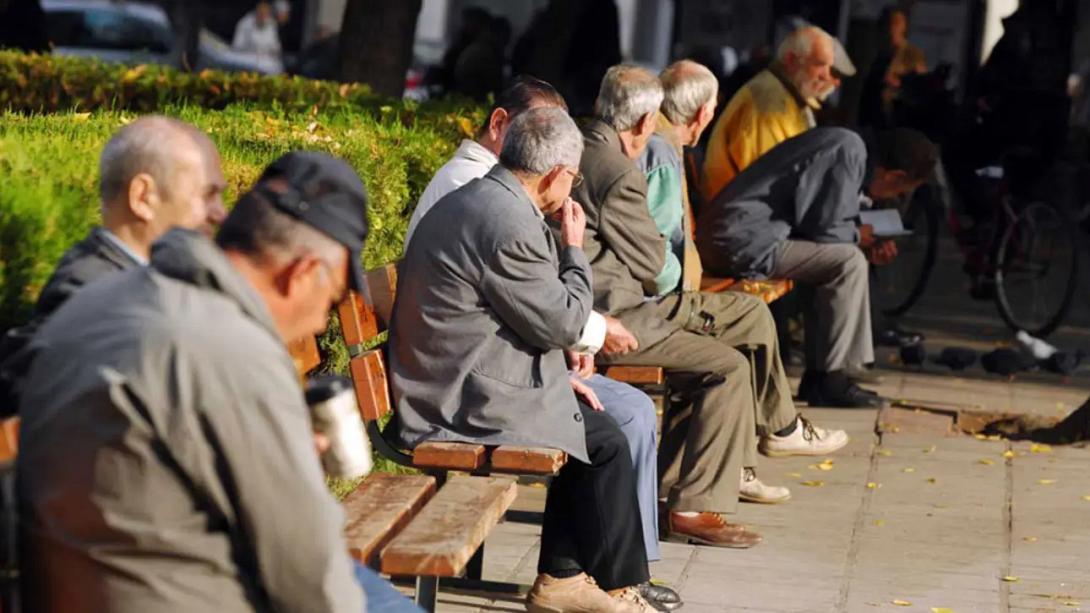 συνταξιούχοι 