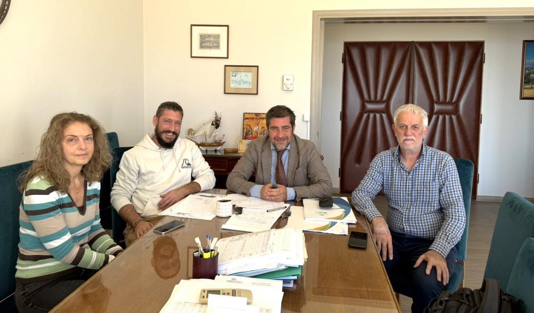 ανδρουλακης - προεδρος ελουντας