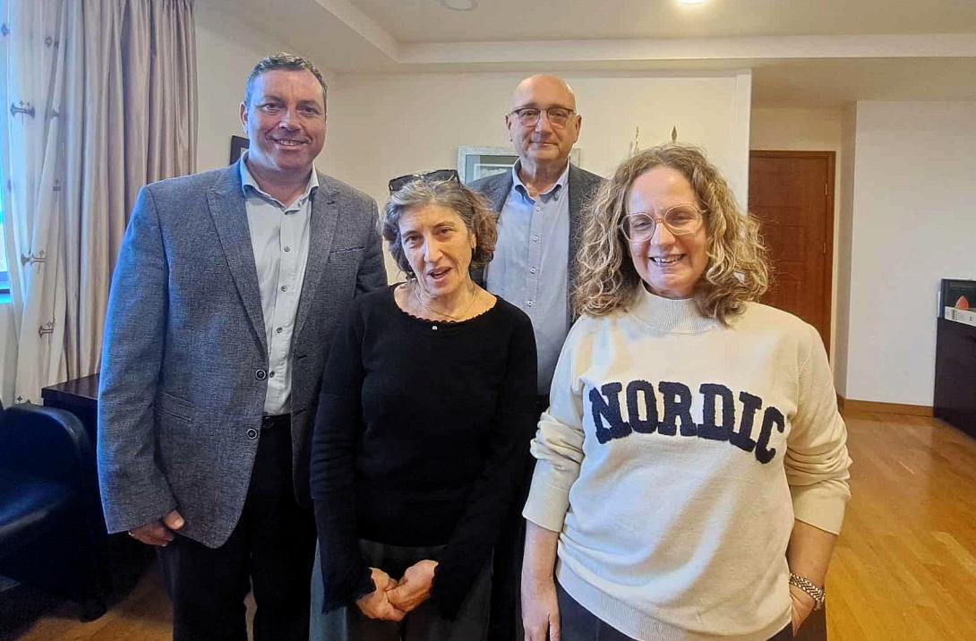 μενεγακης κοντσακης