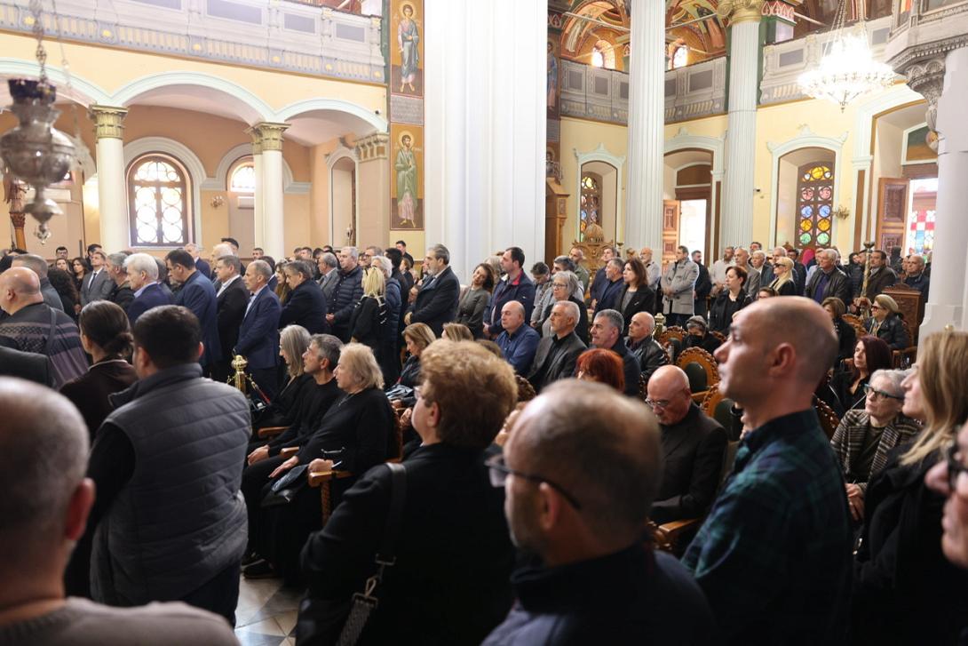 κηδεία - Κουμαντάκη