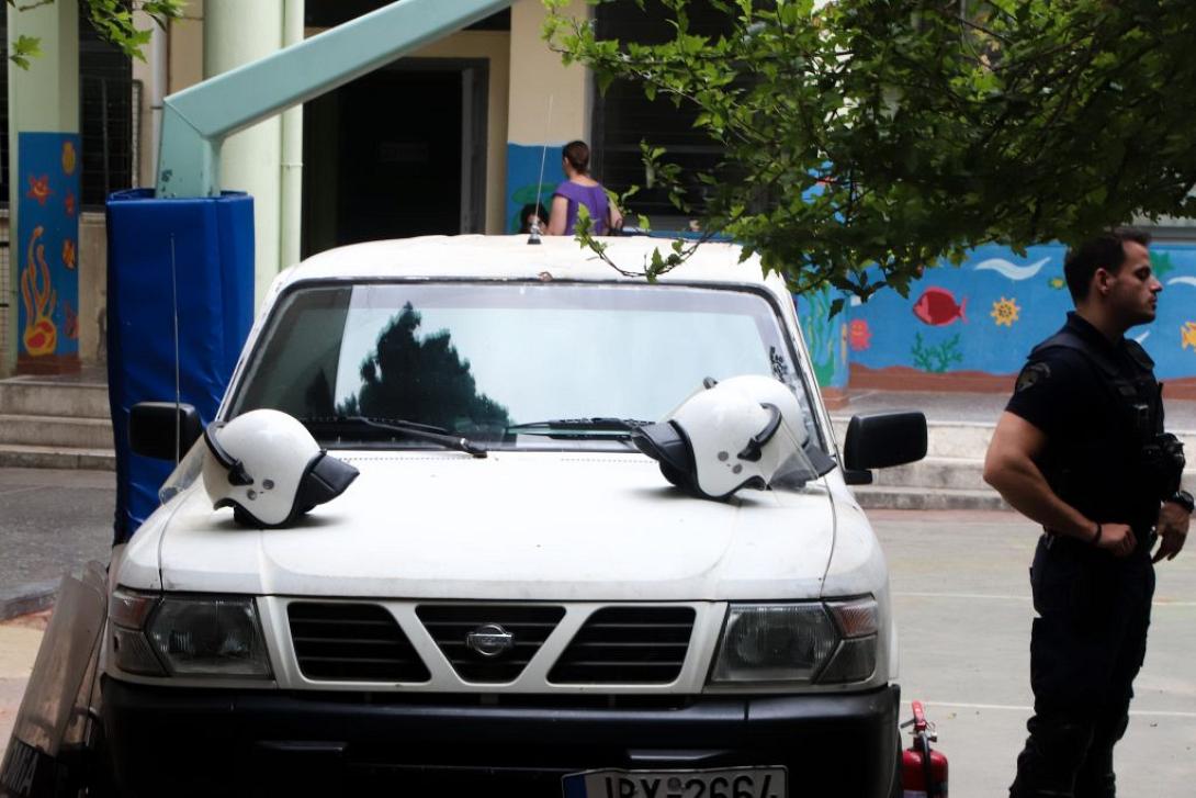 περιπολικό - αστυνομία - σχολείο 