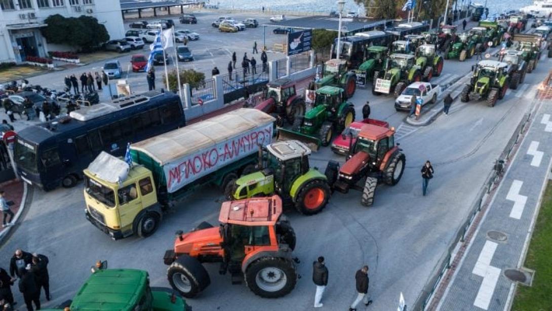 αγροτες βολος