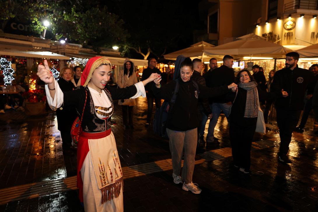 ΠΑΡΑΔΟΣΙΑΚΟΙ ΧΟΡΟΙ