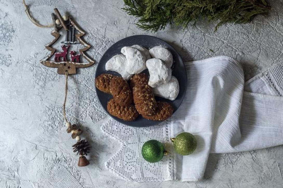 ΚΟΥΡΑΜΠΙΕΔΕΣ ΜΕΛΟΜΑΚΑΡΟΝΑ