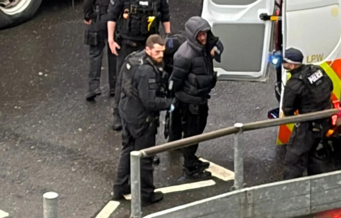 χιθροου επιθεση