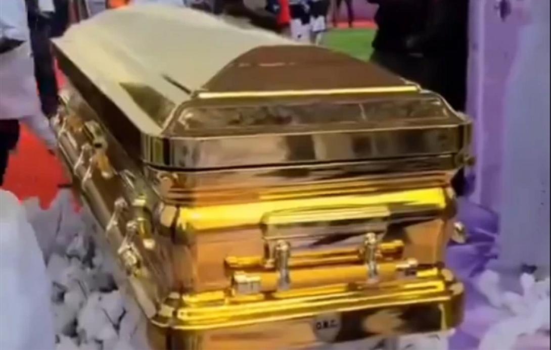 χρυσό φέρετρο