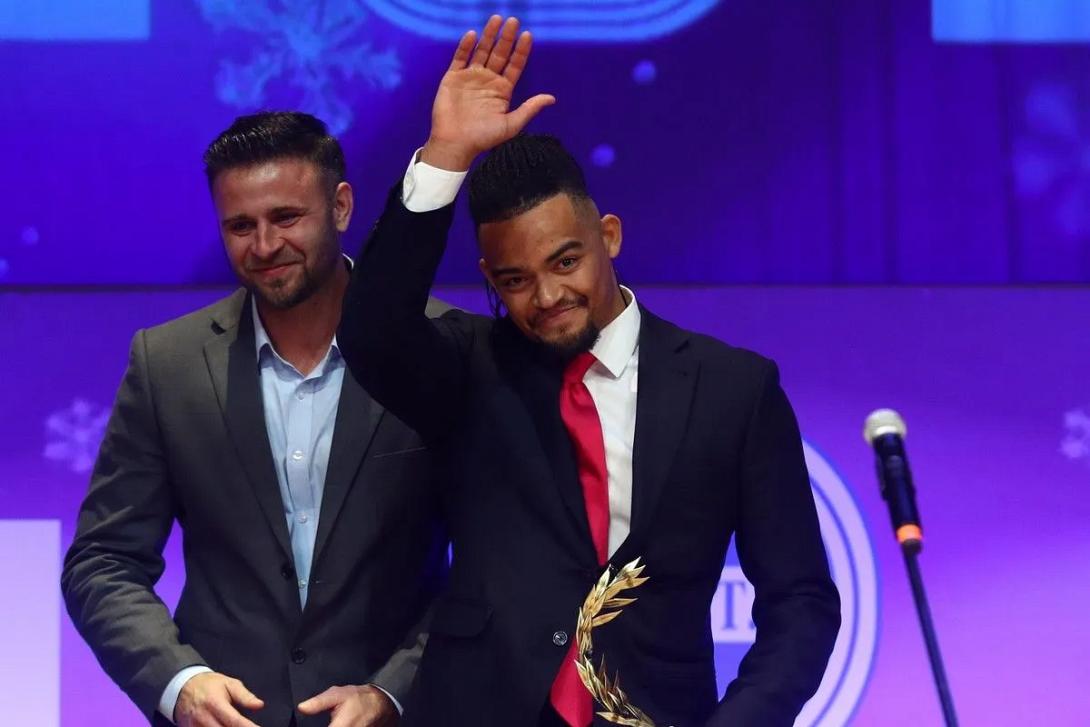 πσατ καραλης