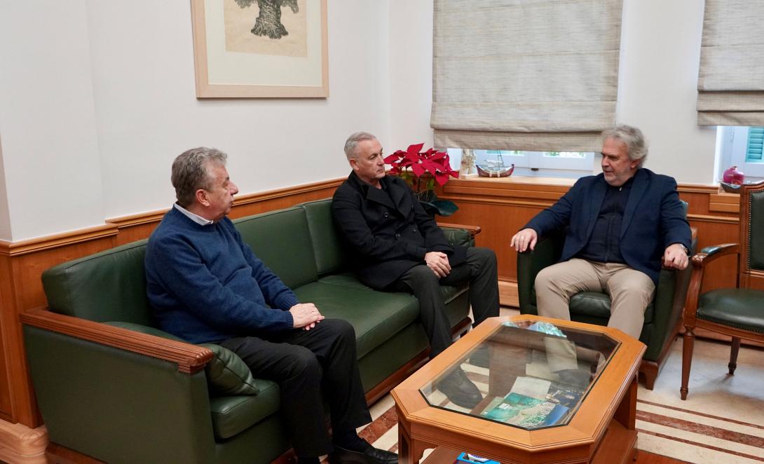 Συνάντηση Σταύρου Αρναουτάκη με τον Δήμαρχο Σητείας