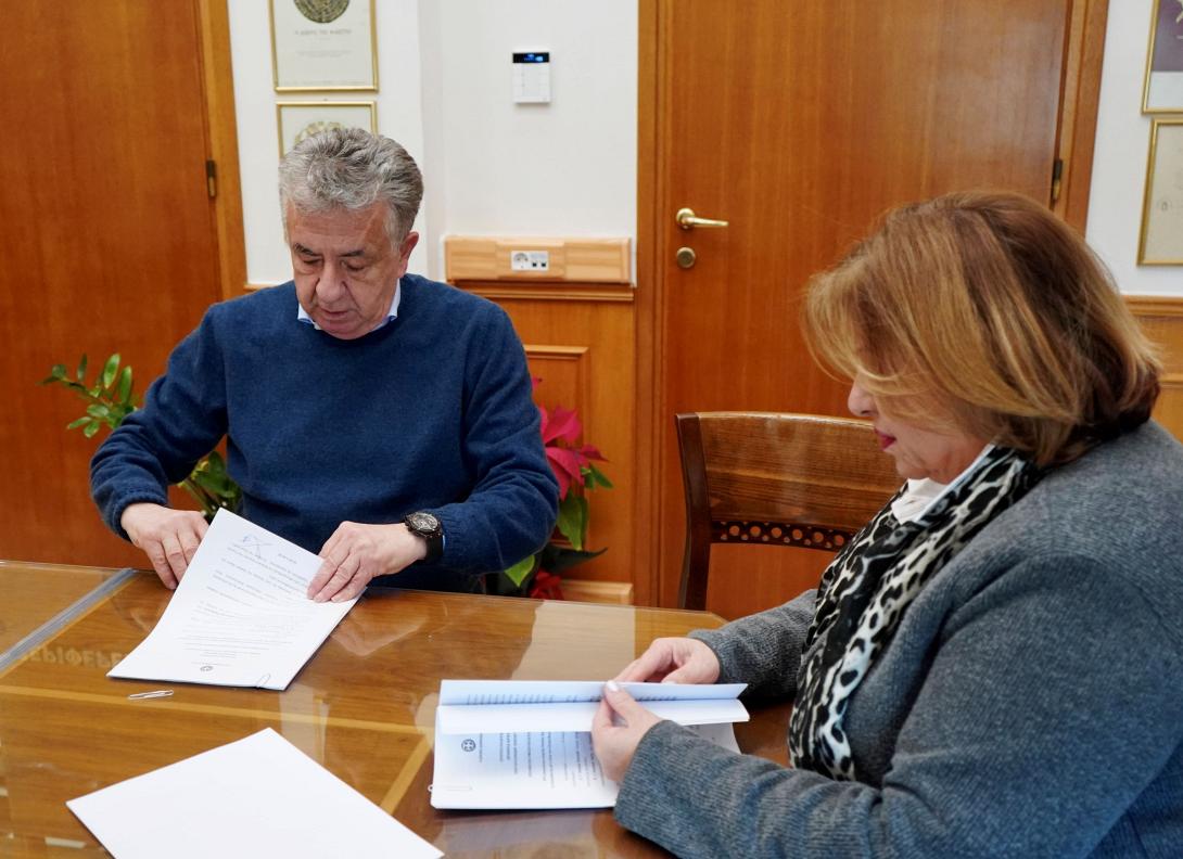 ΑΡΝΑΟΥΤΑΚΗΣ ΓΙΑ ΟΙΚΙΑ ΧΡΟΝΑΚΗ