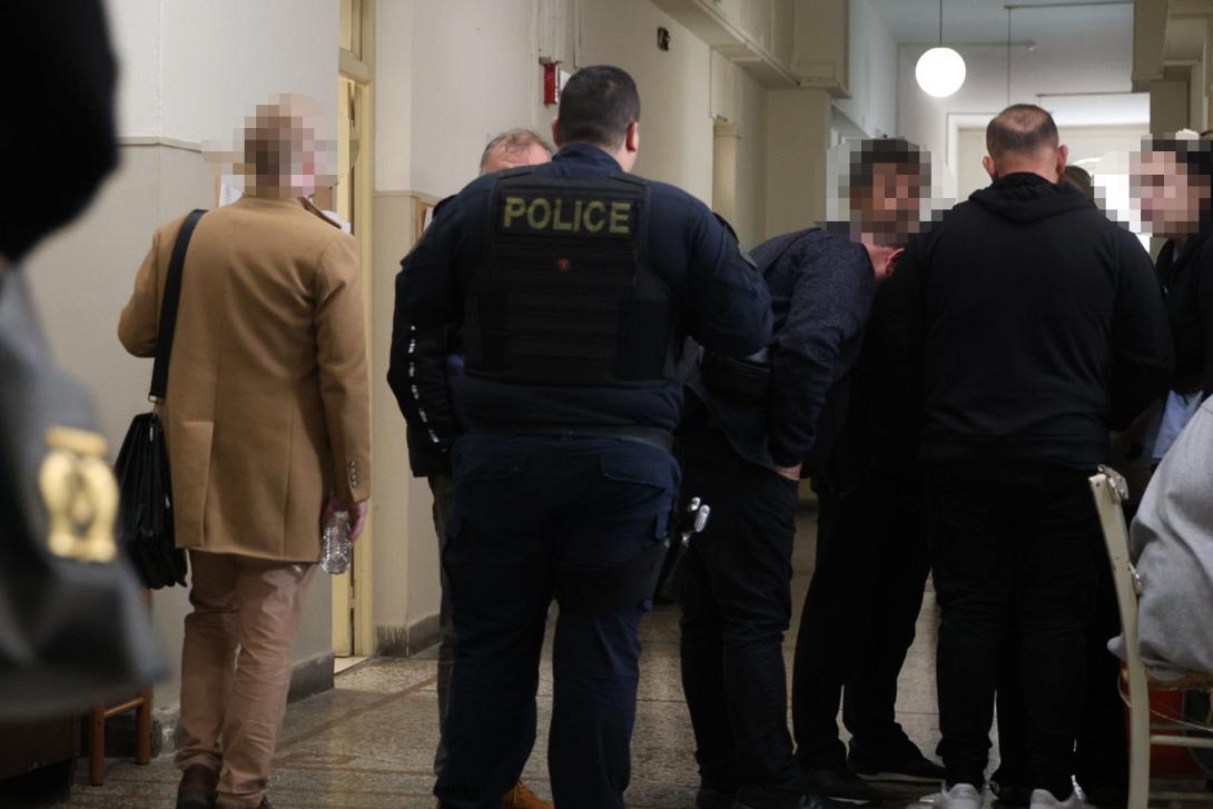 υπόθεση  Μεσαρά