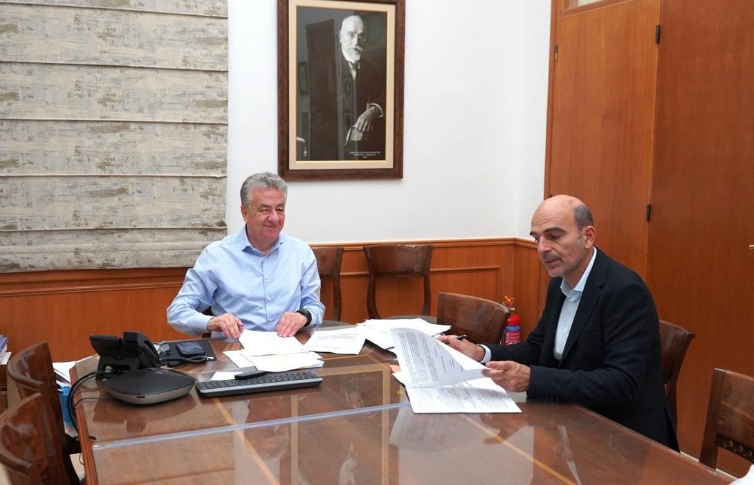 αρναουτακης συμβαση