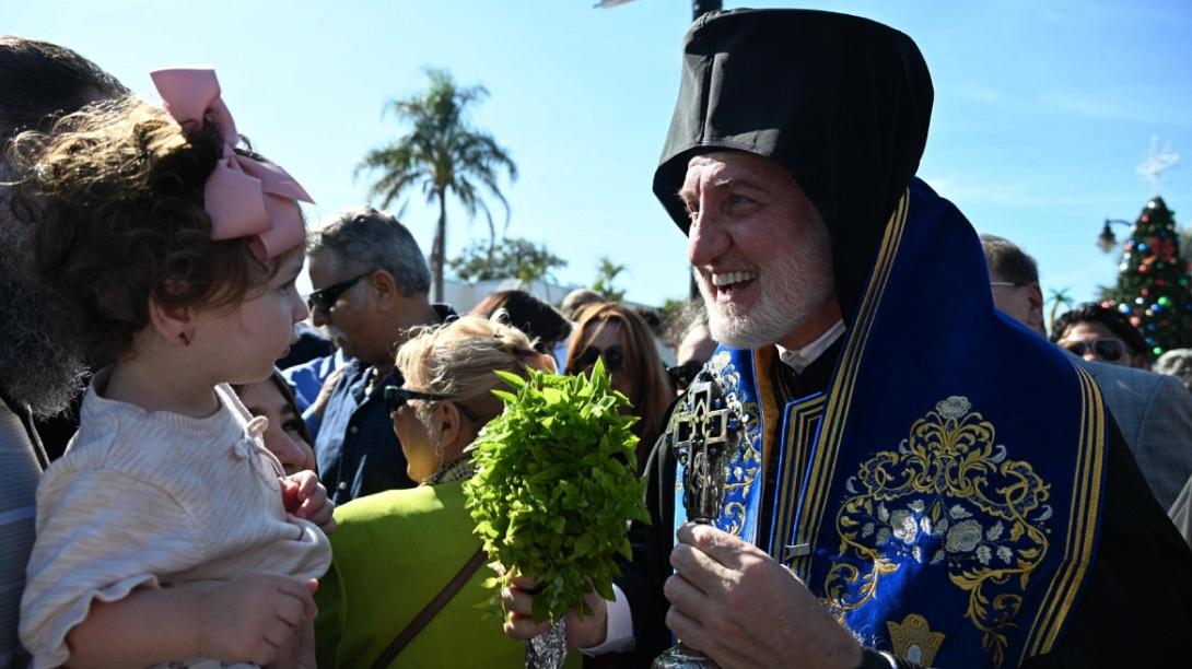 ΕΛΠΙΔΟΦΟΡΟΣ