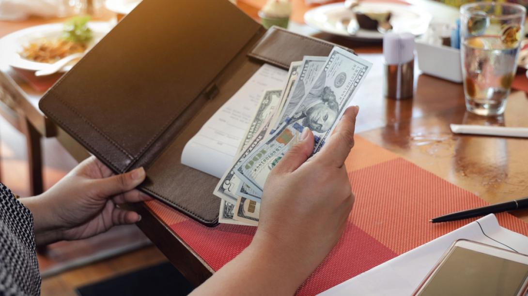 φιλοδώρημα 