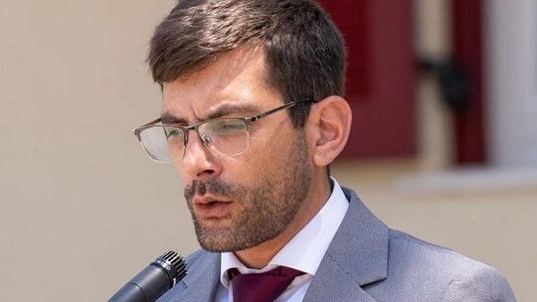 κώστας σινάνης