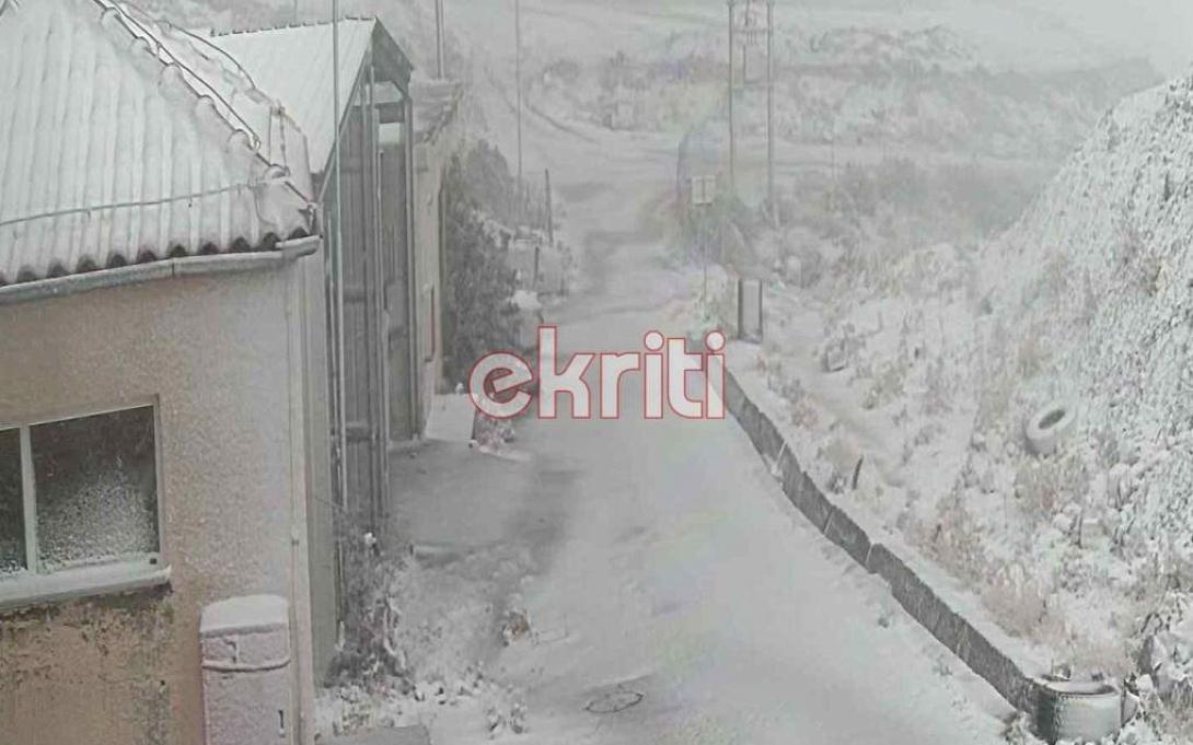 ΧΙΟΝΙΑ ΚΡΗΤΗ