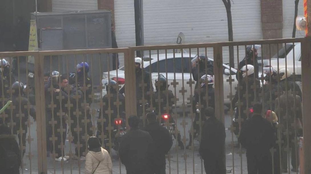 ιράν, δακρυγόνα