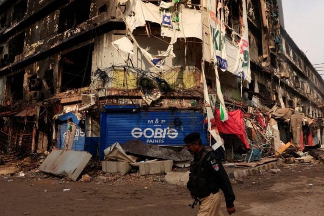 πακισταν φωτια