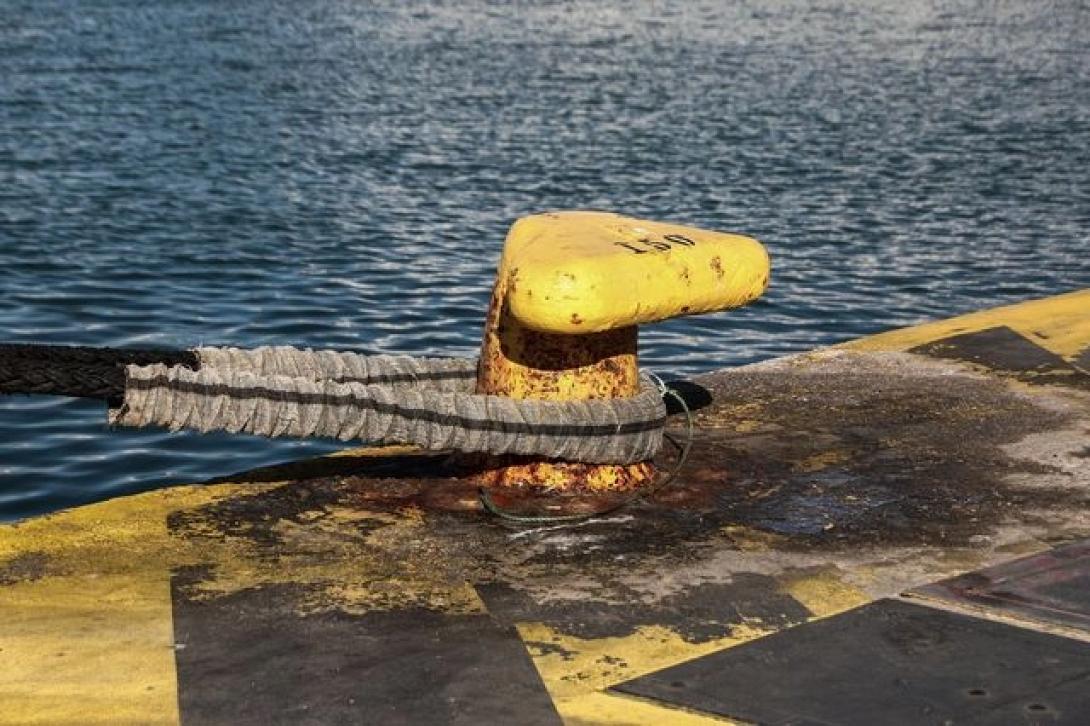 δεμένο πλοίο