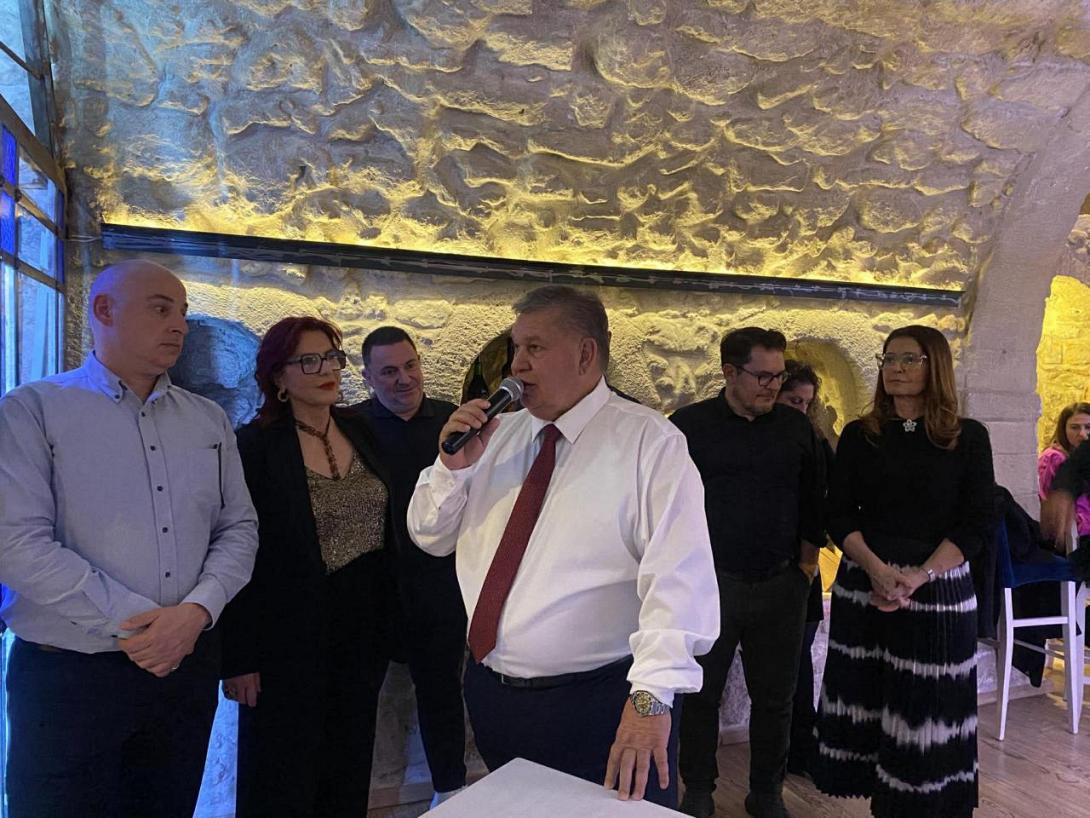 μανολης τσακαλακης