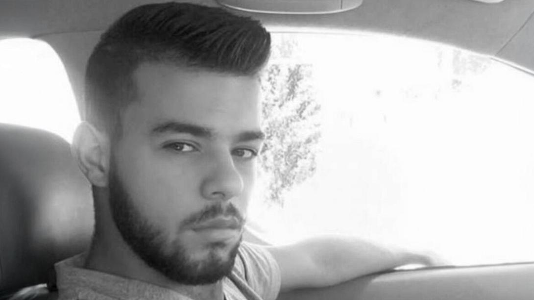 Στέλιος Τσικνάκης