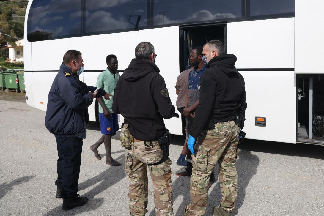 Μετανάστες - καλοί Λιμένες