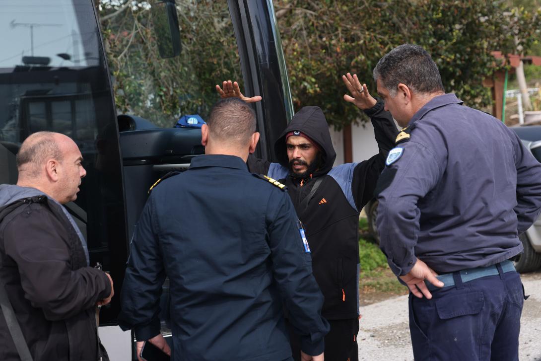 Μετανάστες - καλοί Λιμένες