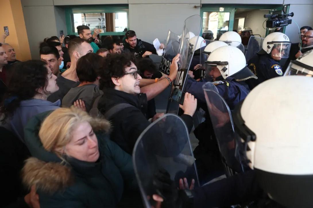 ΜΑΤ Νίκαια Γιατροί