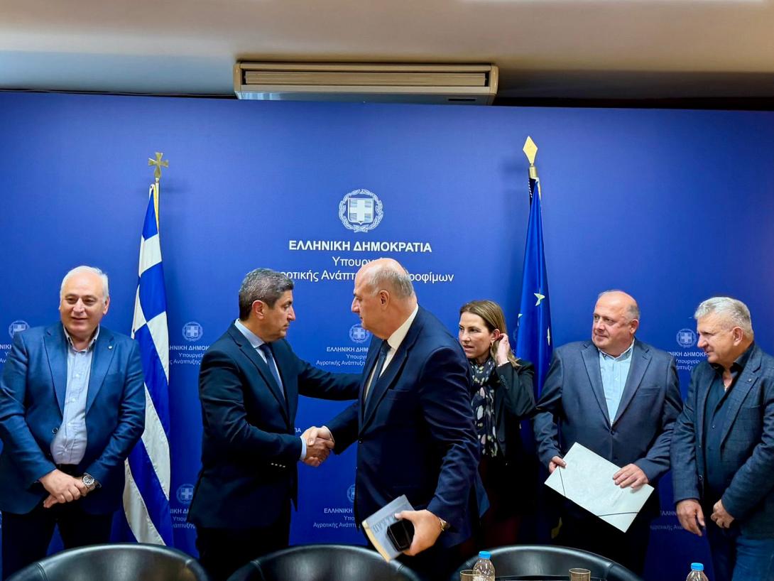 αυγενακης - δημαρχοι