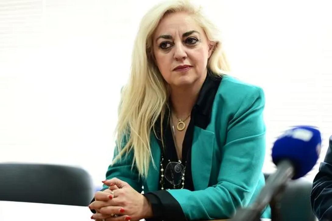 άννα στρατινάκη