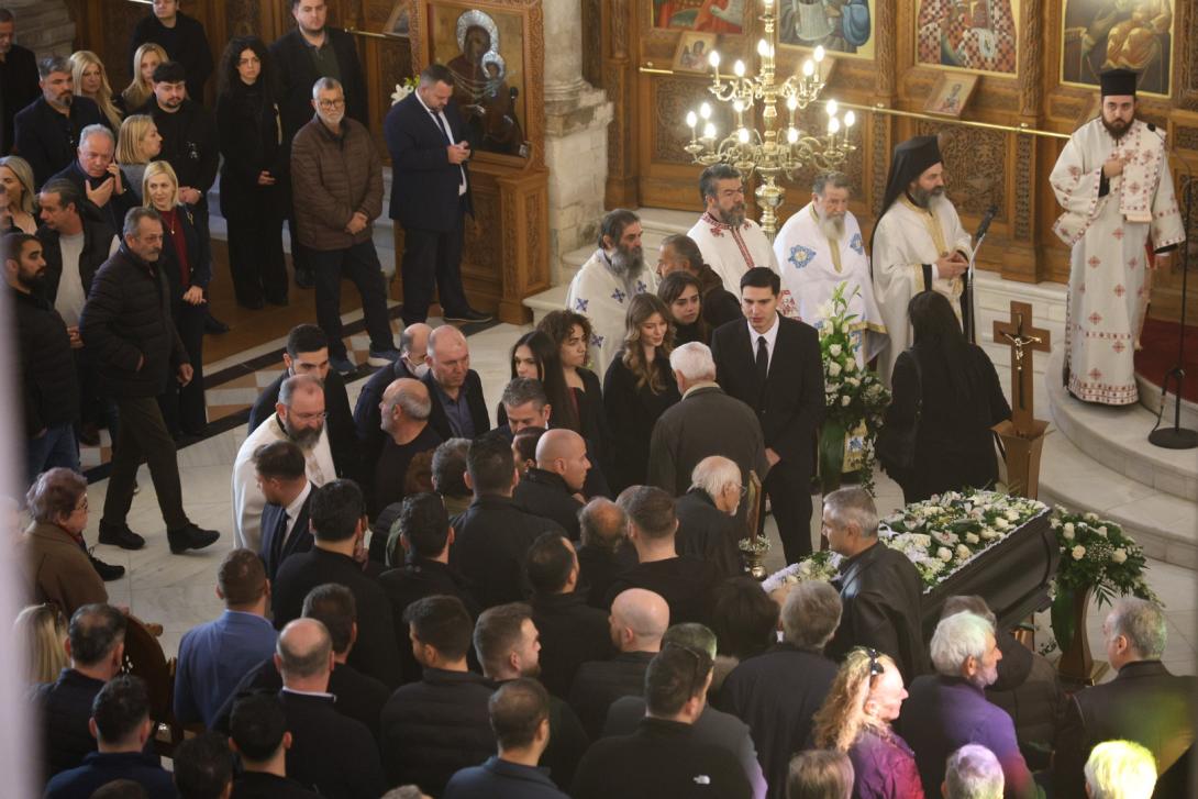 κηδεία βασίλη κεφαλογιάννη