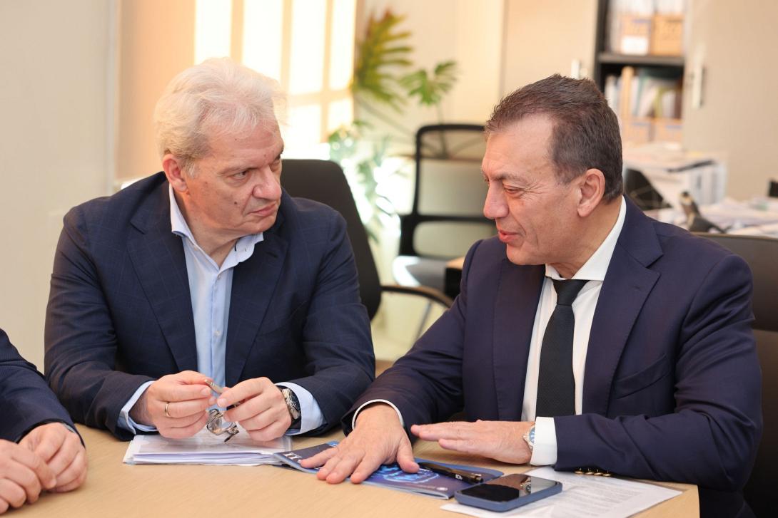 Βρούτσης - Λοτζια