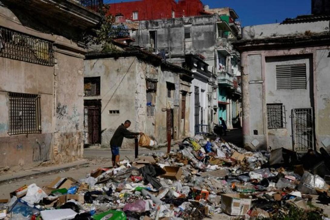 σκουπιδια αβανα