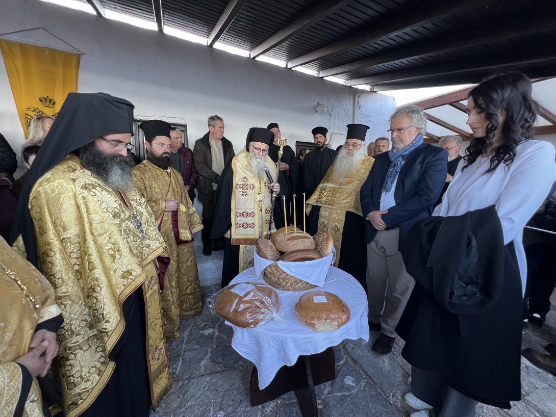 κάβο σίδερο εσπερινός