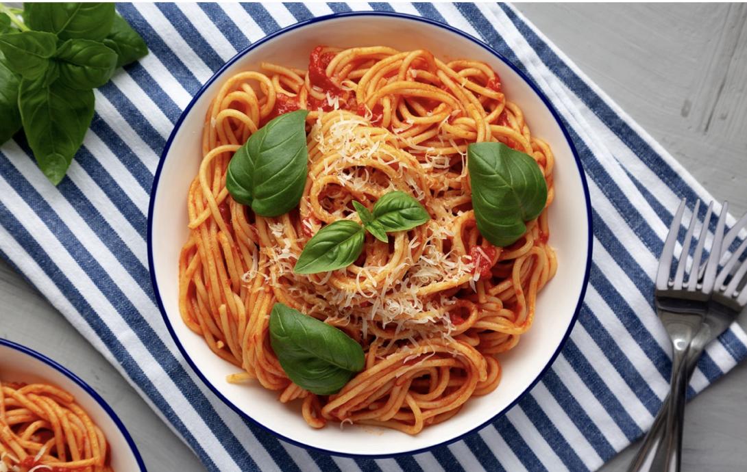 μακαρόνια, ντομάτα