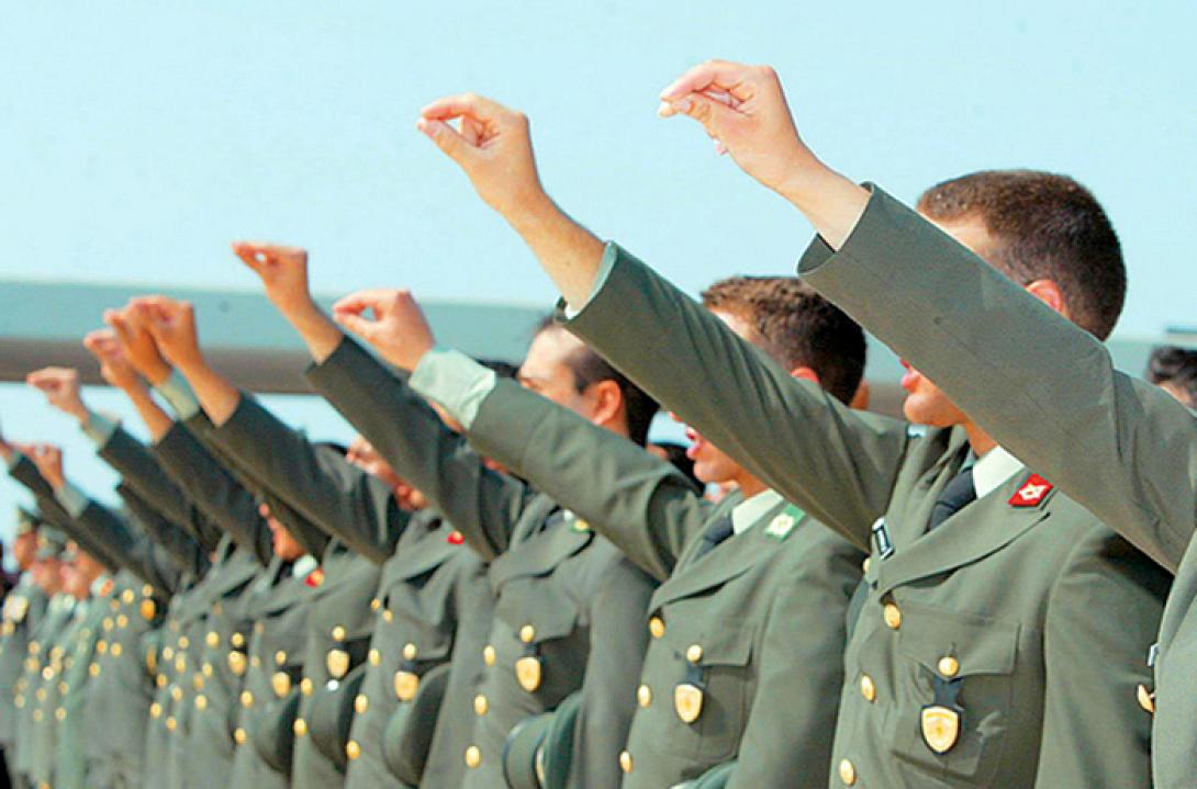 στρατιωτικές σχολές