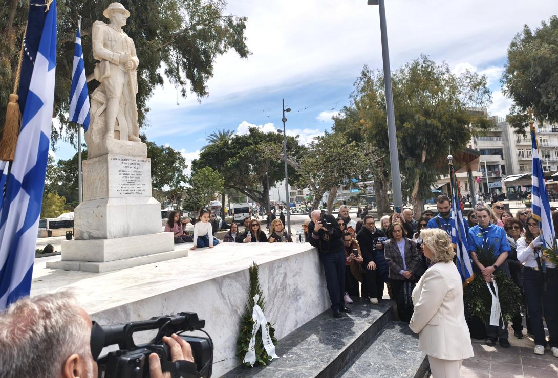 κατάθεση στεφάνων 25η μαρτίου