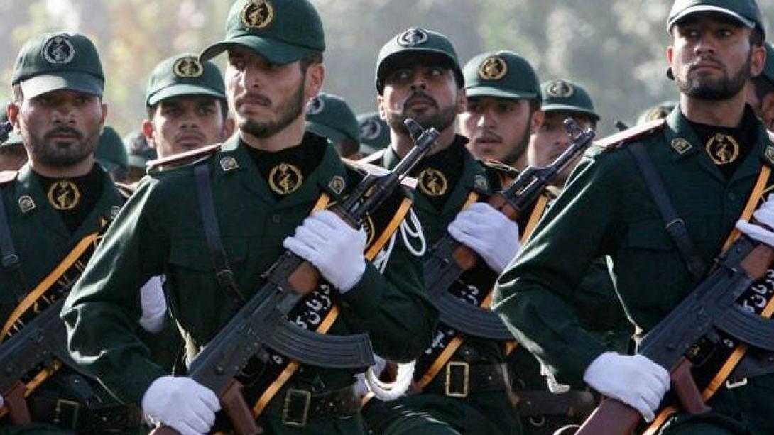 φρουροι της επανάστασης