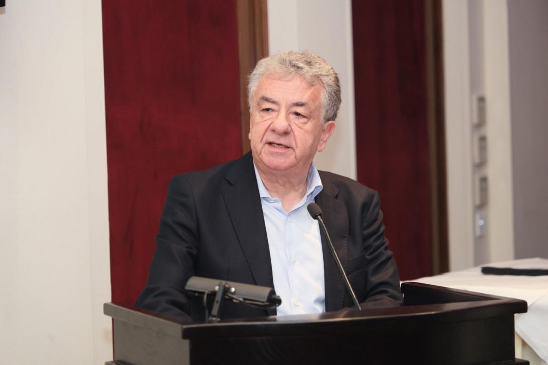 ΑΡΝΑΟΥΤΑΚΗΣ 