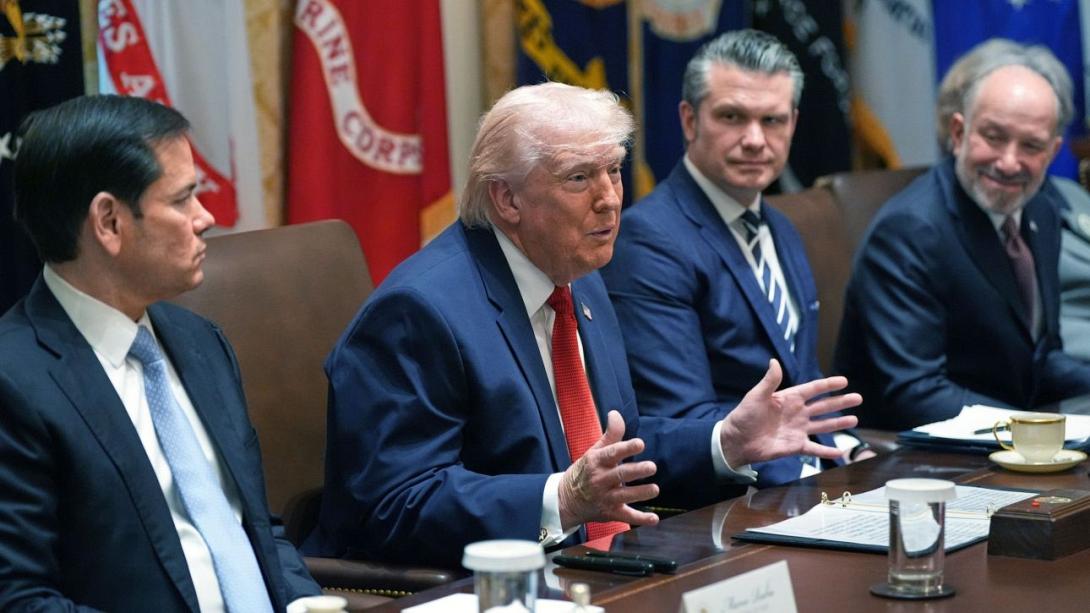 ΝΤΟΝΑΛΝΤ ΤΡΑΜΠ