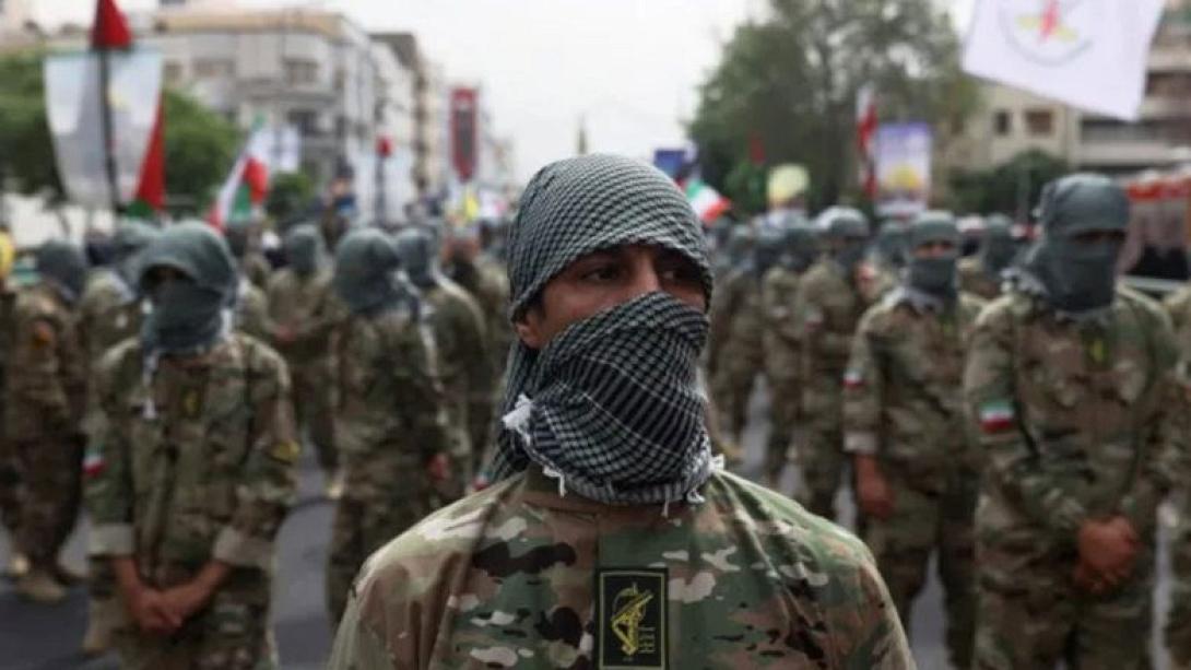 φρουροί της επανάστασης