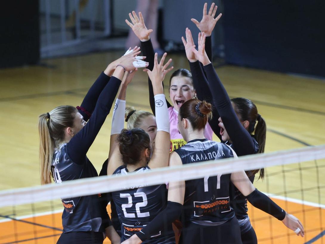 ΟΦΗ ΒΟΛΕΙ ΓΥΝΑΙΚΩΝ