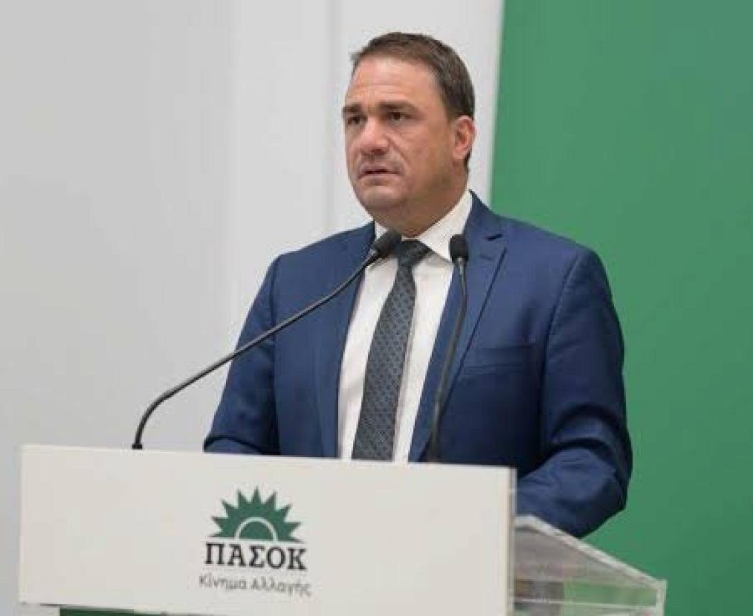 πασοκ τσουκαλας