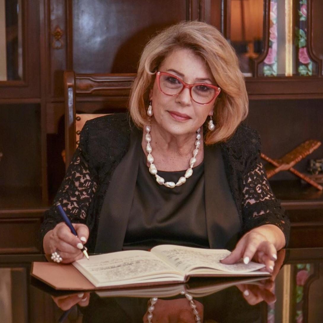 μαιρη παχιαδακη