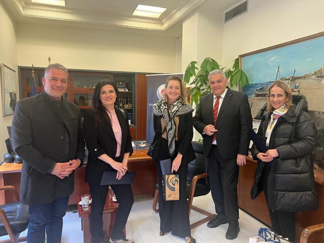 Η Πρέσβης της Ολλανδίας στο Επιμελητήριο Ηρακλείου