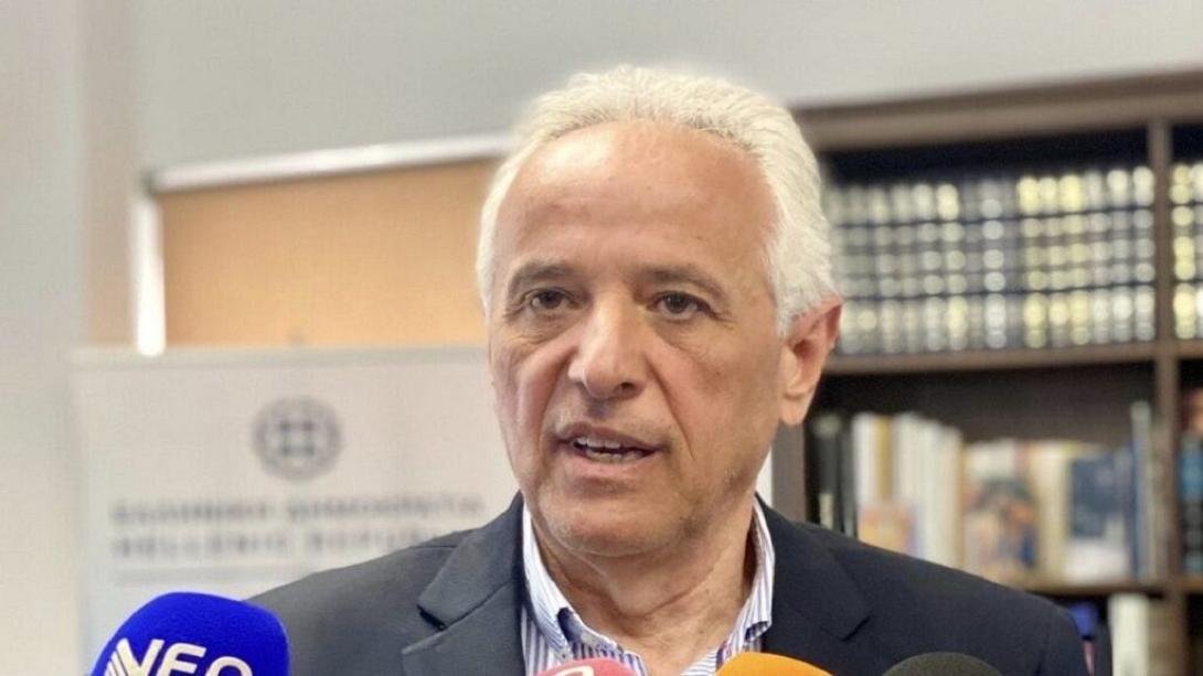 αντώνης περυσινάκης