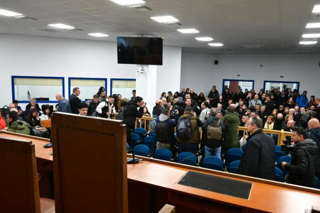 Δίκη Τεμπών