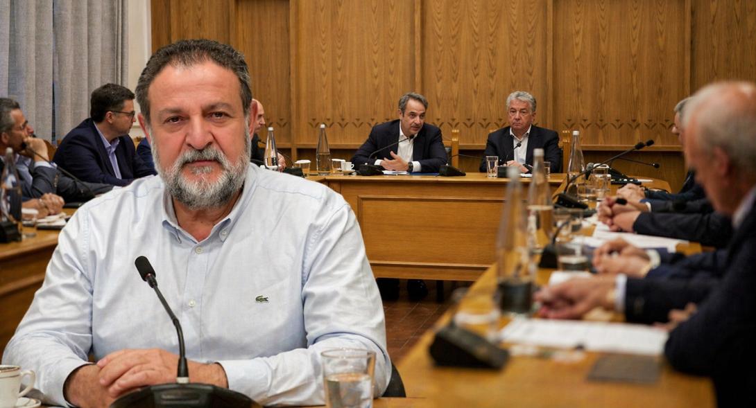 Βασίλης Κεγκέρογλου 