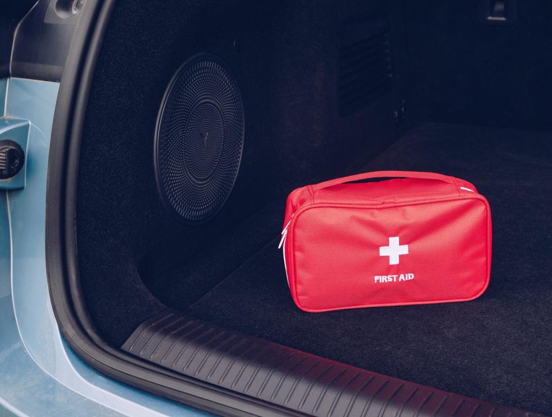 φαρμακείο αυτοκινήτου