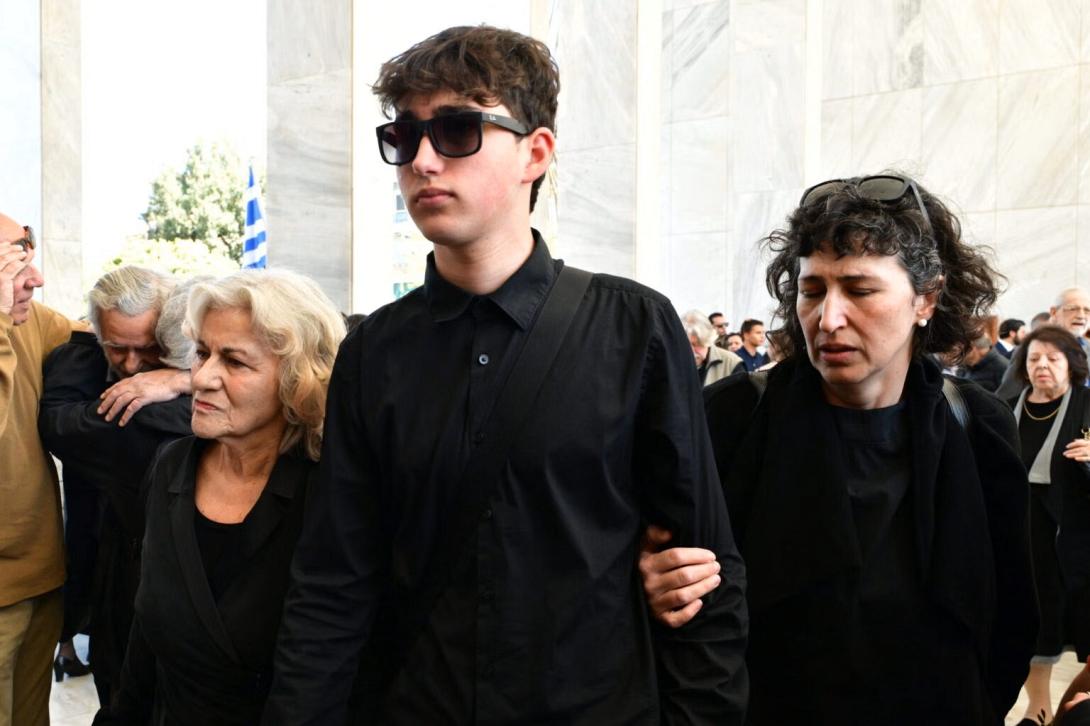 θεανώ φωτίου