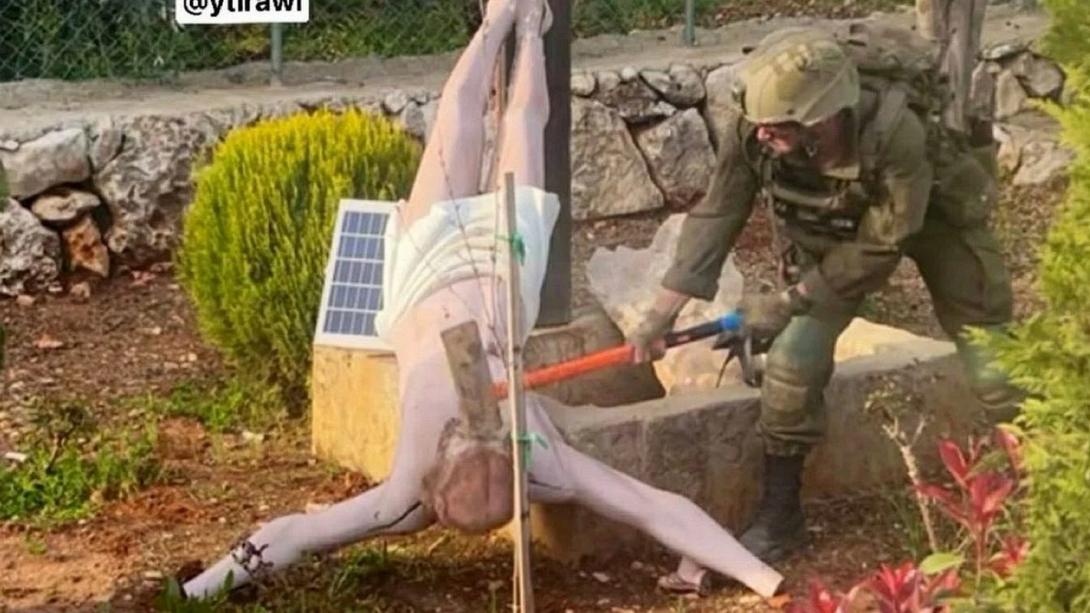 χριστός, άγαλμα